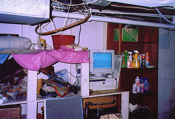 server-cellar-2003-web800